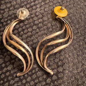 Silver Mobius Twist Filigree Drop Earrings